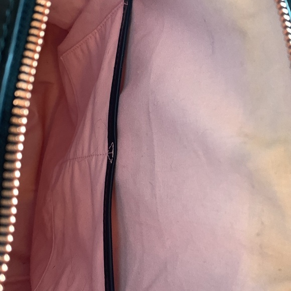 EUC Ted Baker Queen Bee Rolling Carry-On Travel Luggage Bag - Picture 13 of 17